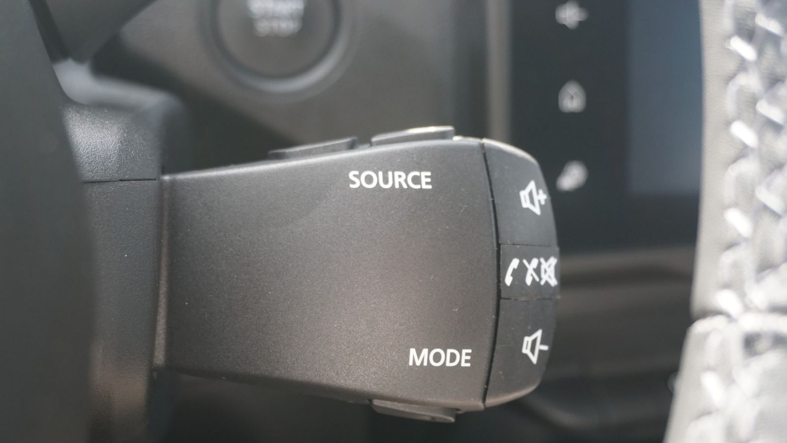 Dacia Duster II 1.3 TCe 130 Prestige - Samsaru's Car Outlet