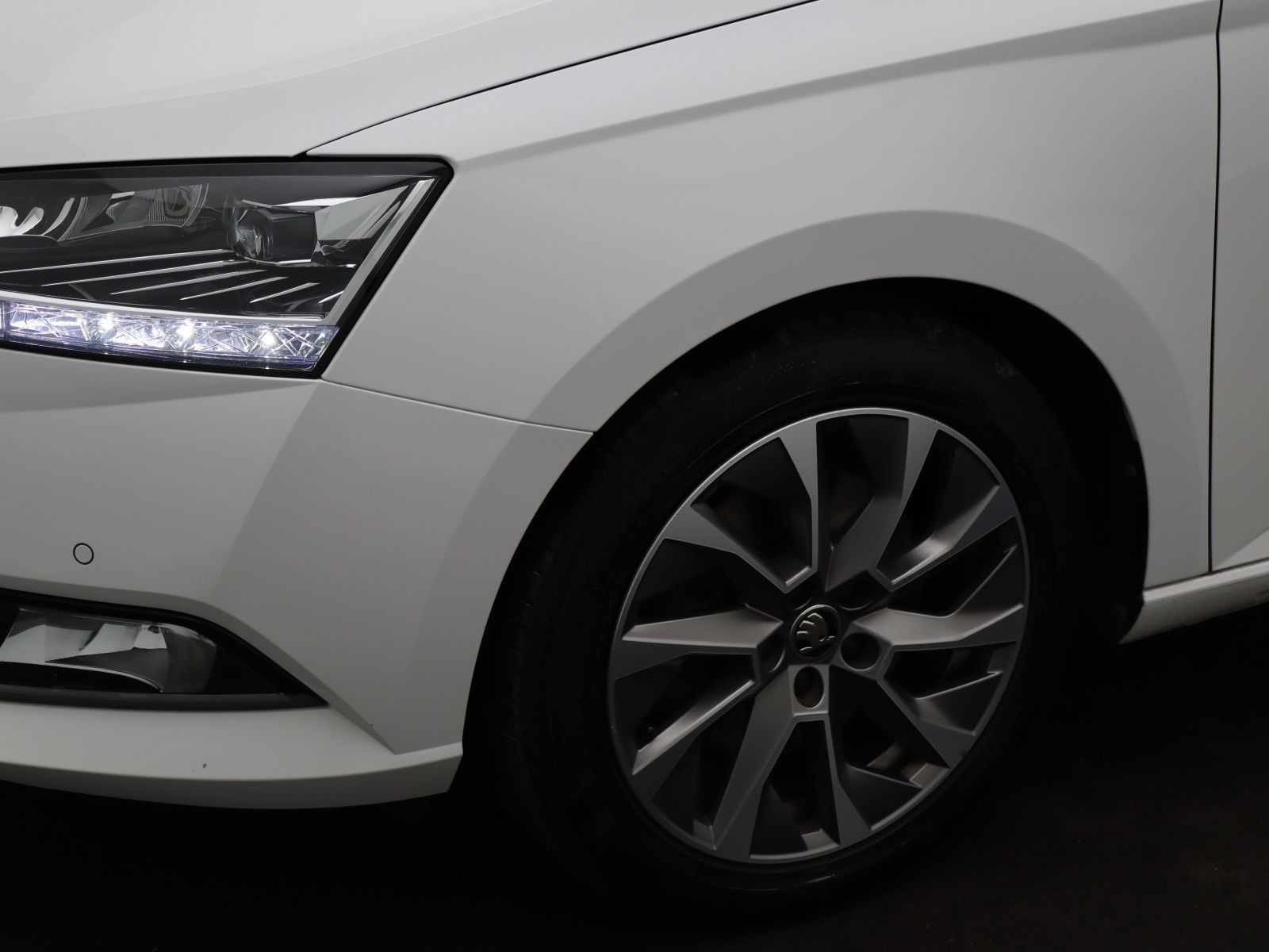 Skoda Fabia Combi 1.0 TSI DSG - Samsaru's Car Outlet
