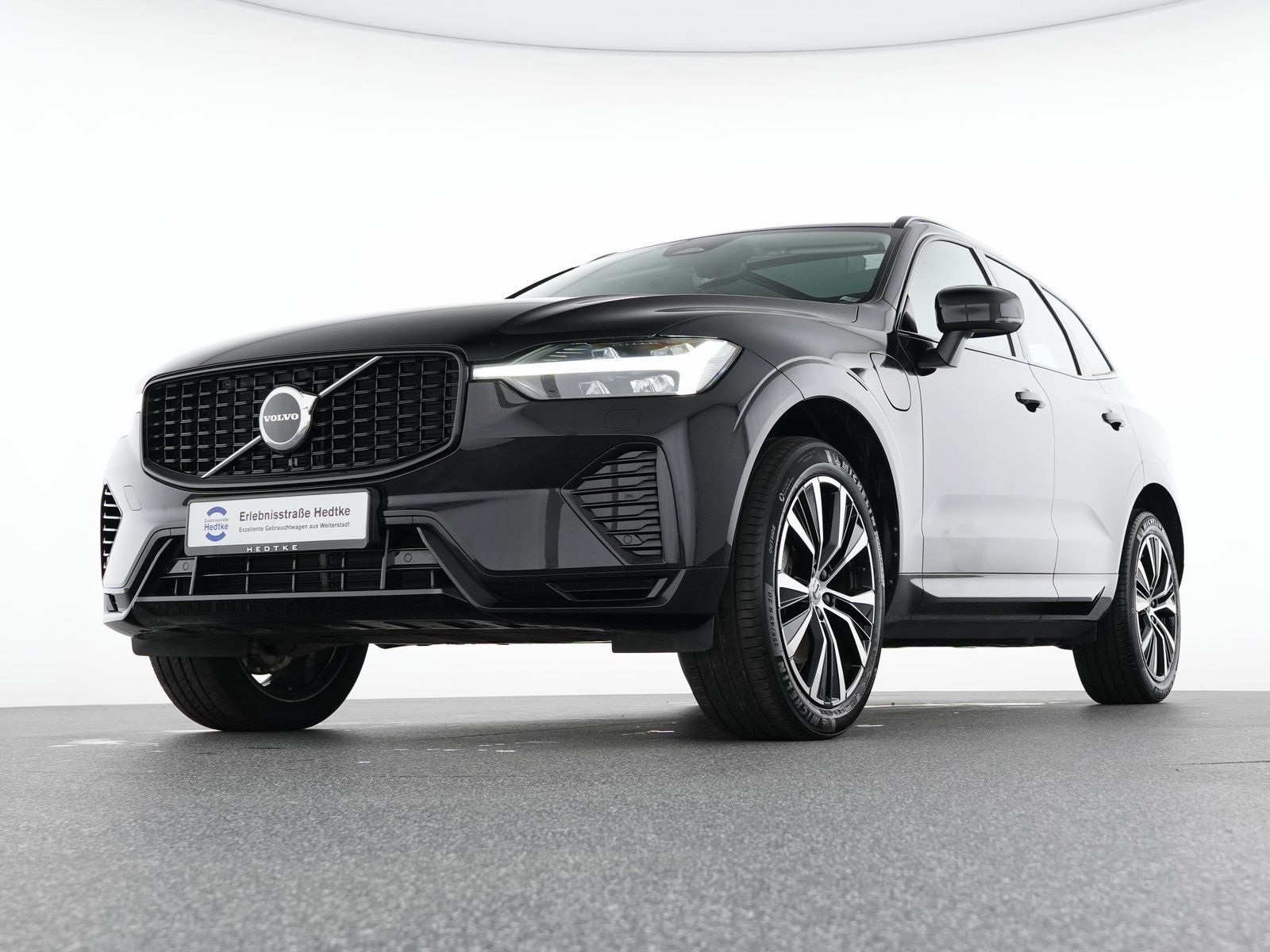 Volvo XC60 T8 Recharge Ultimate Dark 20"+AHK+STANDHZG