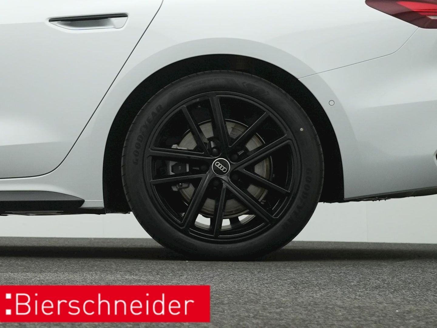 Audi A5 Avant TDI S-tronic quattro s-line 5.-J.-GAR T