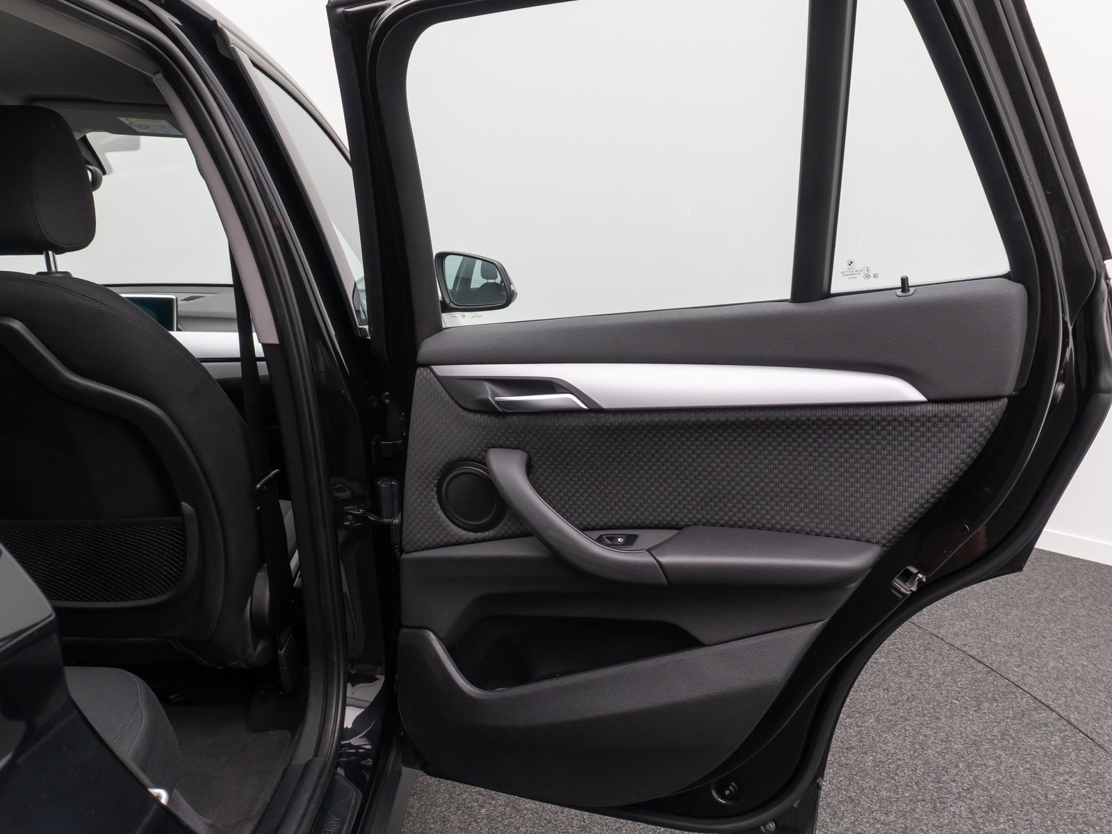 BMW X1 xD25e - Samsaru's Car Outlet