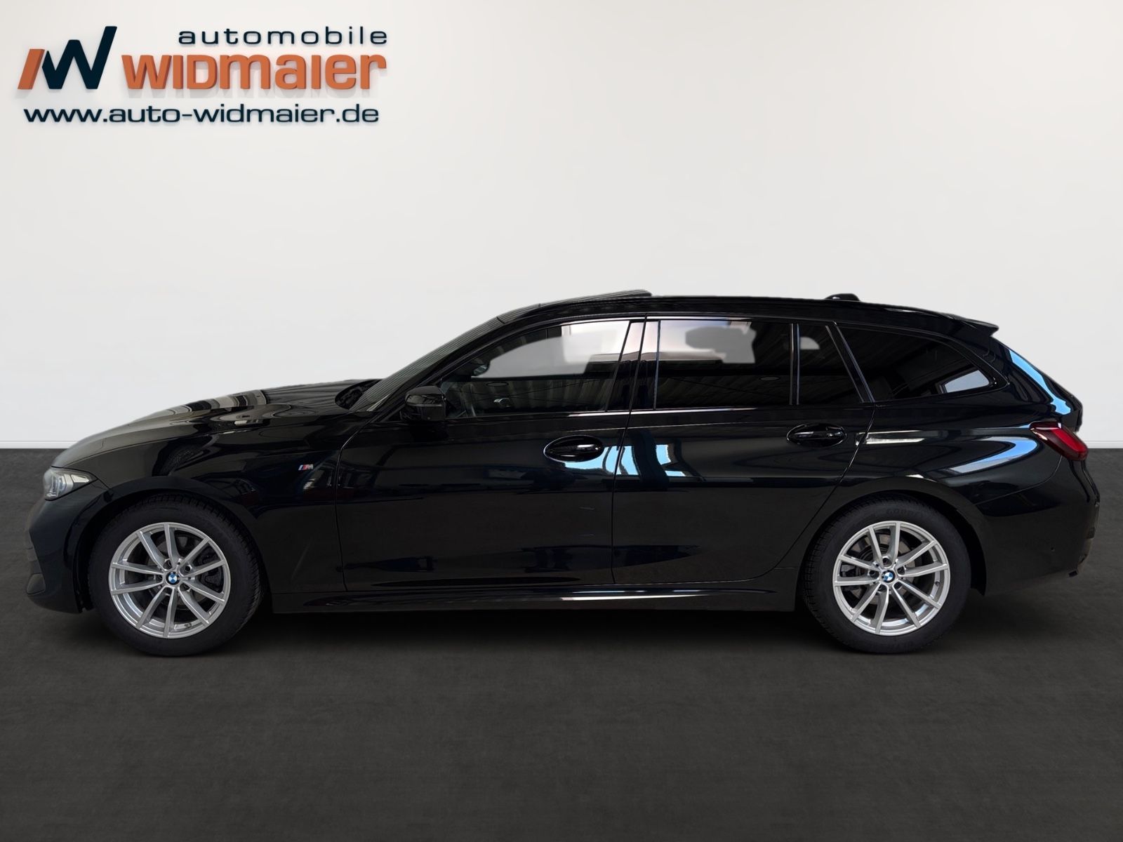 BMW 320i Touring M Sport -AHK/Pano/HeadUp/Innovation