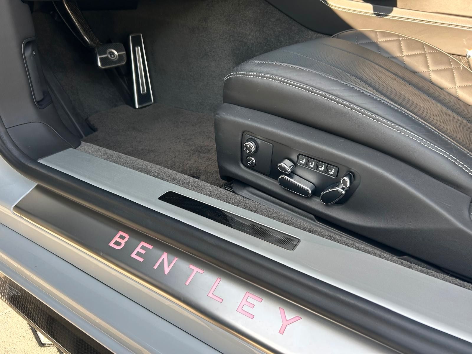 Bentley Continental GT V8 Mulliner - NAIM / PANO