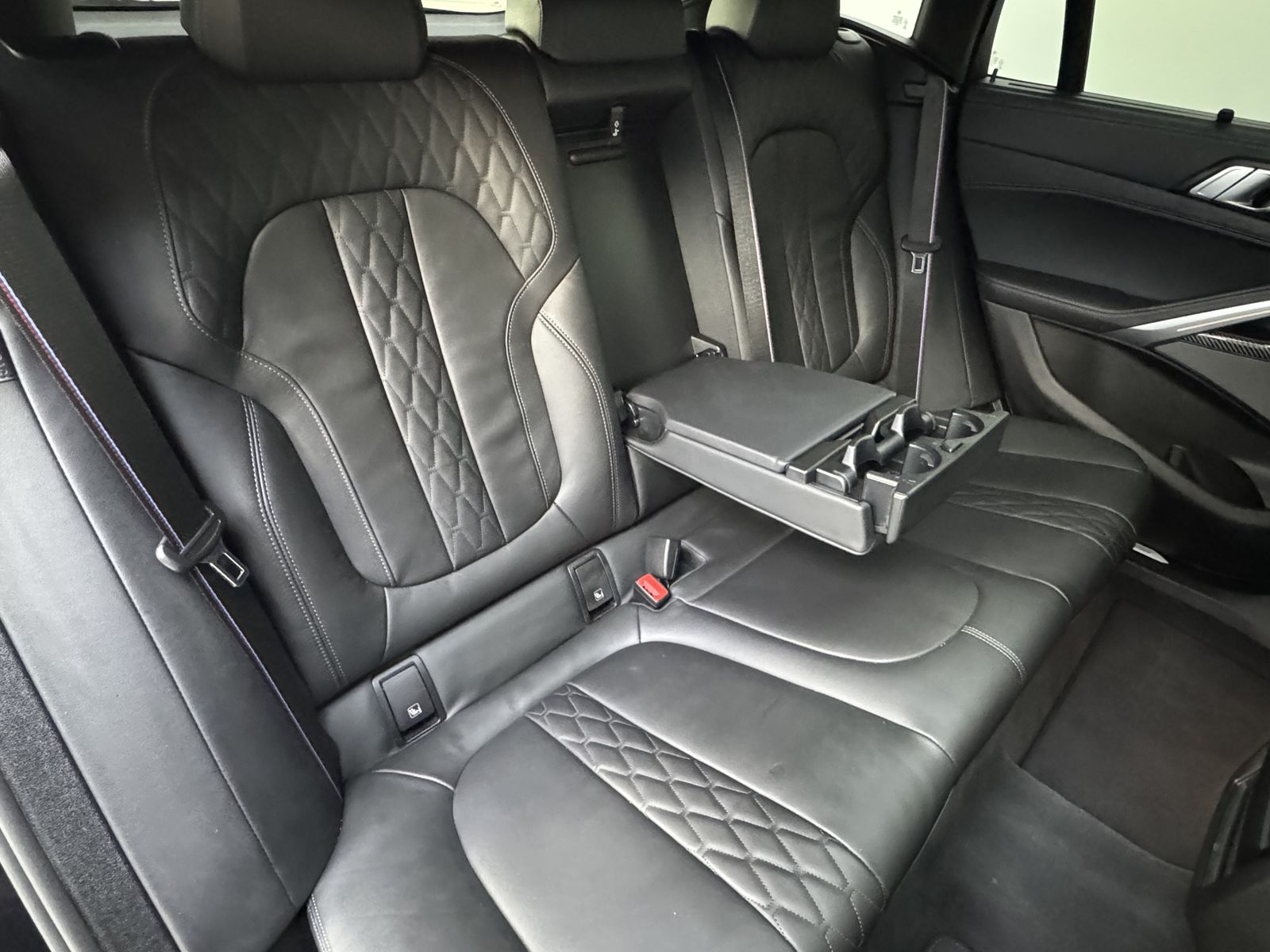 BMW X6 xDrive40d M Sport Pro - Samsaru's Car Outlet