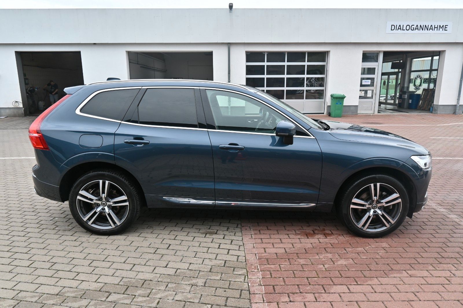 Volvo XC 60 Inscript. T8 PHEV AWD*HUD*Massage*Luft*AHK