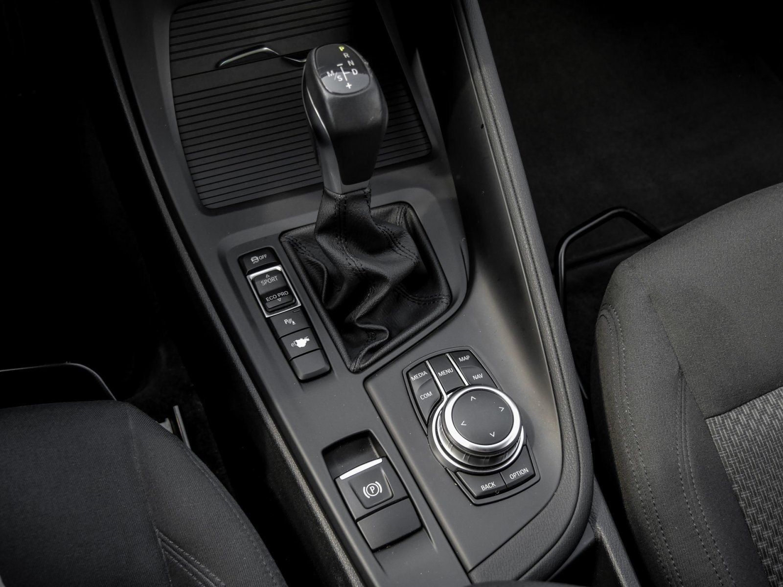 BMW X1 xDrive25e ADVANTAGE - Samsaru's Car Outlet