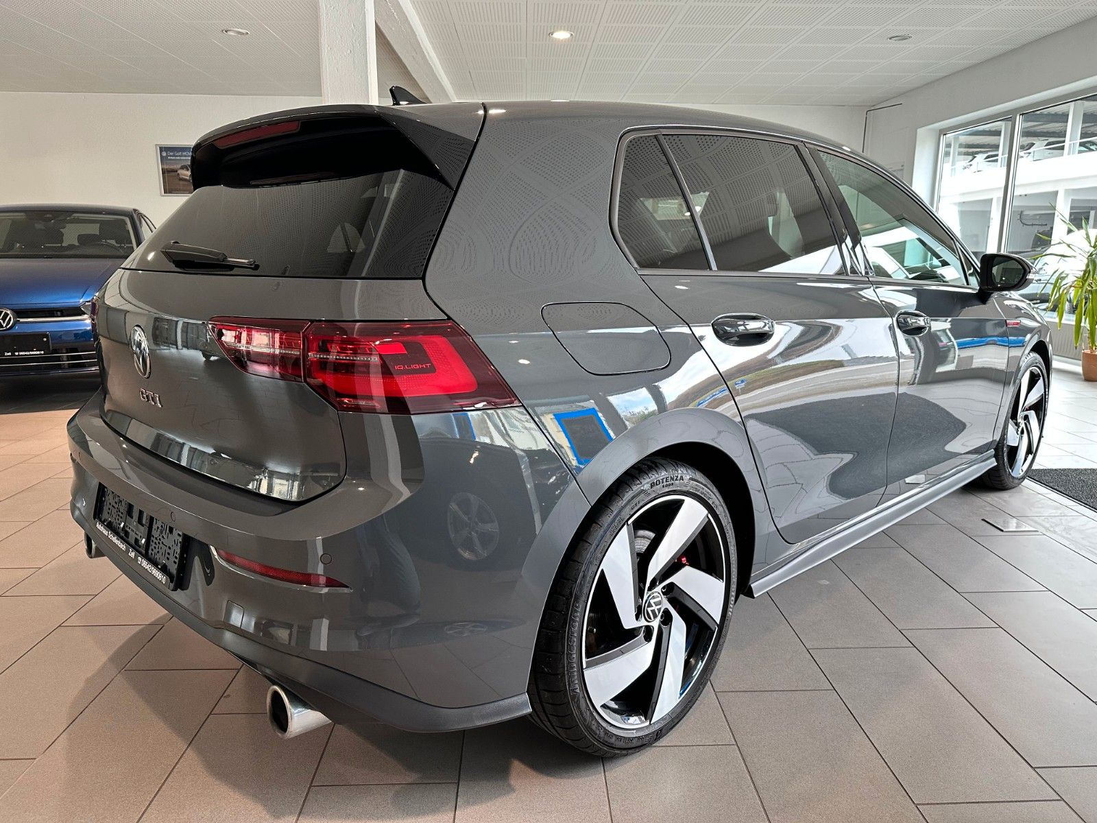 Volkswagen Golf VIII GTI - Samsaru's Car Outlet