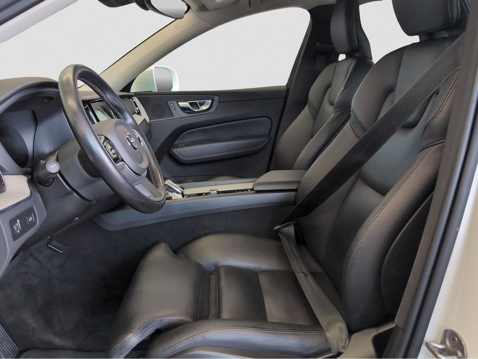 Volvo XC60+B5+AWD+Inscription+AHKsemi+abged.Scheiben++