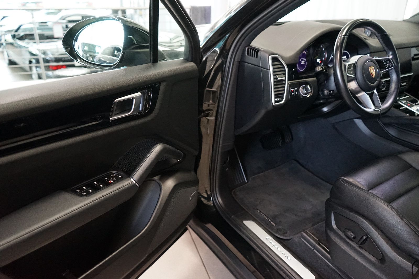 Porsche Cayenne E-Hybrid 360°+Head-Up+Luftfederung+21"