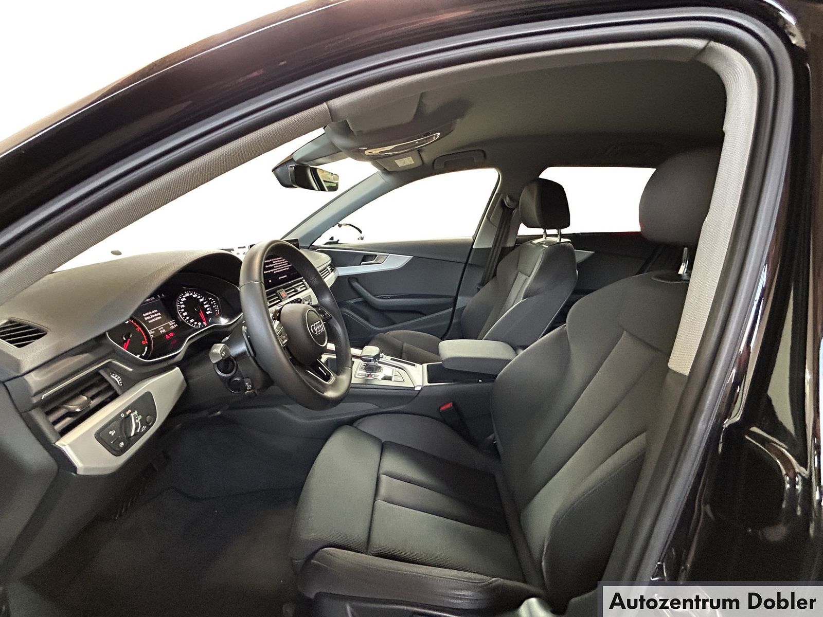 Audi A4 Avant 40 TFSI advanced S-tronic - Samsaru's Car Outlet