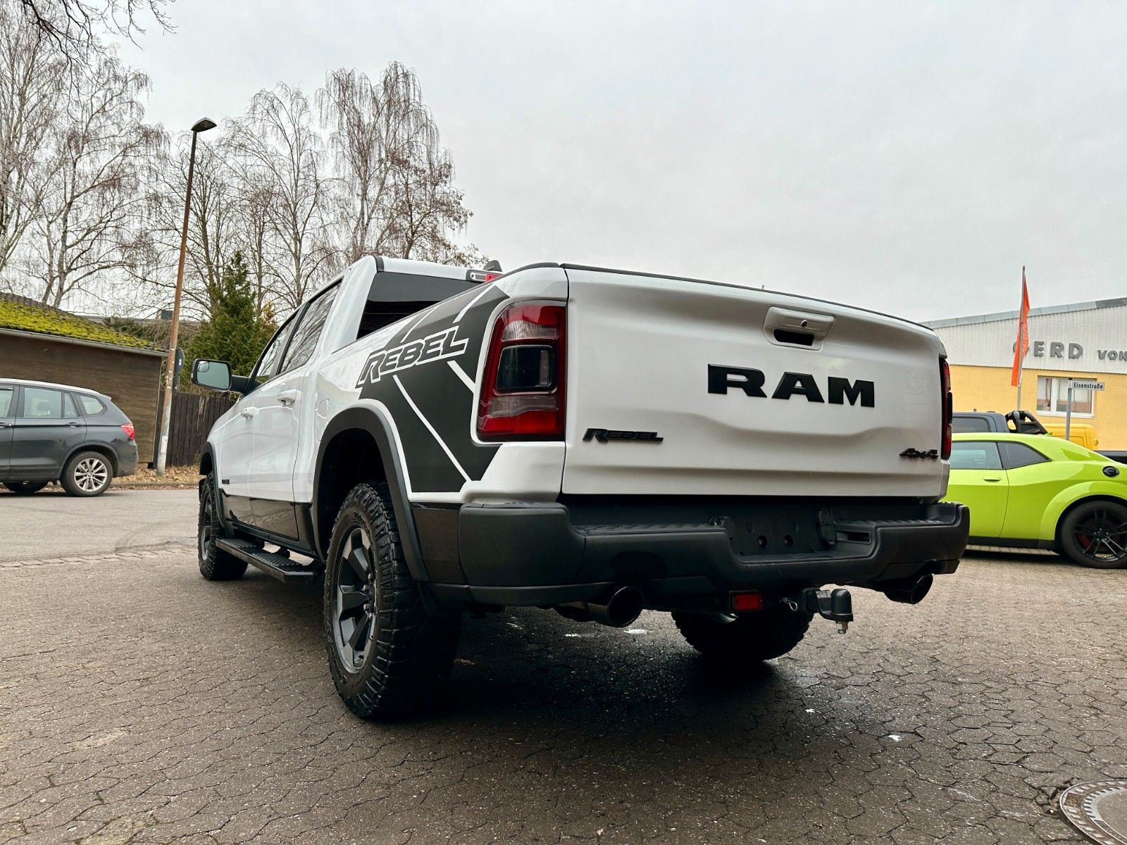 Dodge 5.7 V8*4X4*LPG*REBEL*LEDER*LED*NAVI*AHK*MFL*TOP*