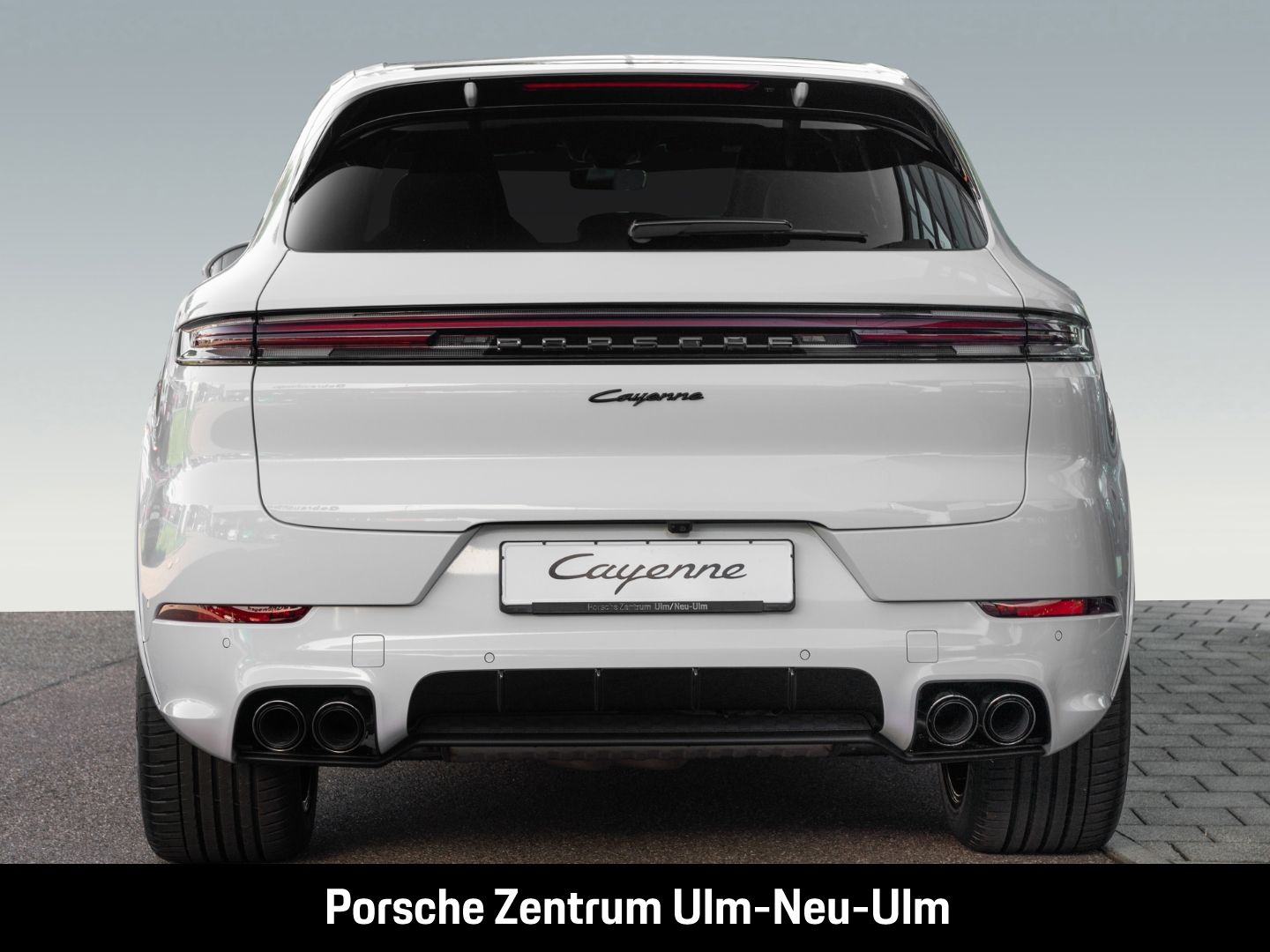Porsche Cayenne E-Hybrid InnoDrive Head-Up Sitzbelüftung