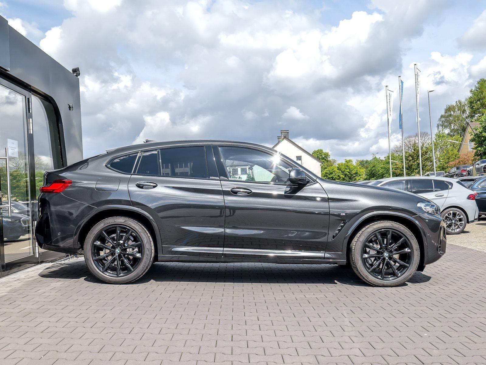 BMW X4 xDrive30d M Sport PANO ACC AHK RFK NAVI LED