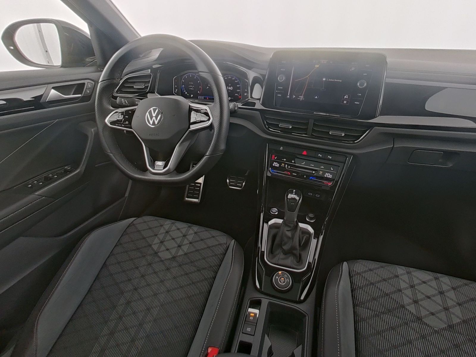 Volkswagen T-Roc R-Line - Samsaru's Car Outlet