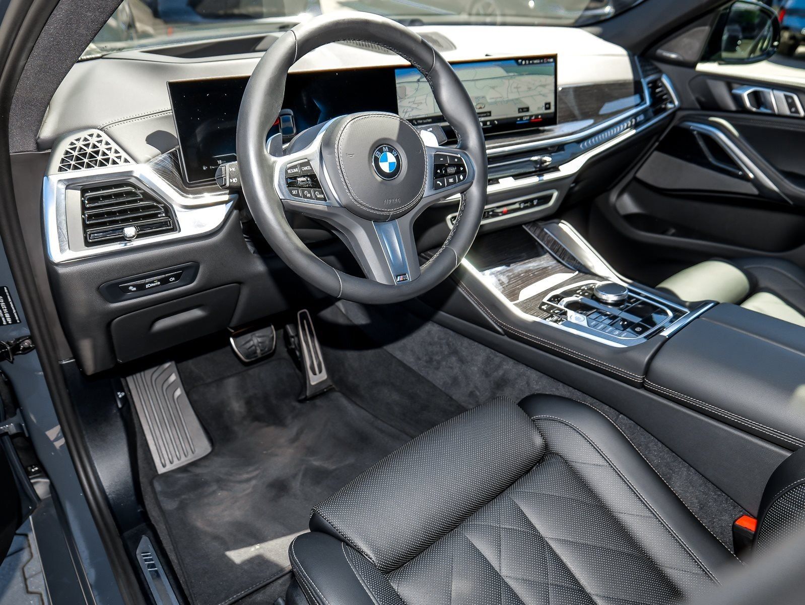 BMW X6 xDrive40d M Sport PANO ACC AHK RFK NAVI LED