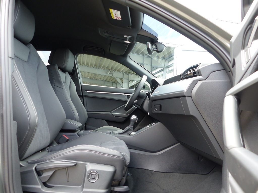 Audi Q3 Sportback 40 TFSI quattro S line - Samsaru's Car Outlet