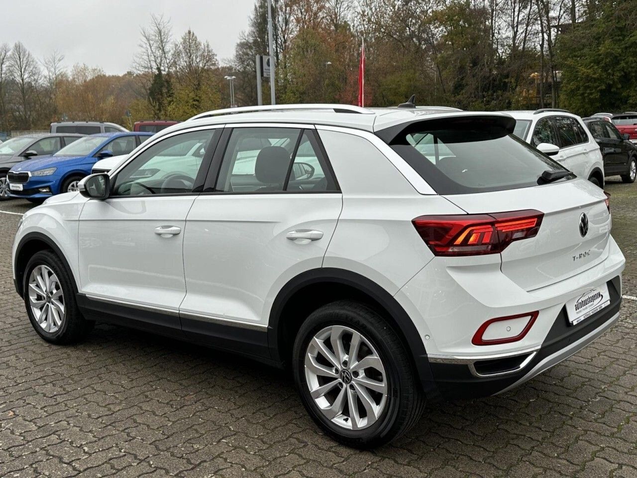 Volkswagen T-Roc 1.5 TSI Style - Samsaru's Car Outlet