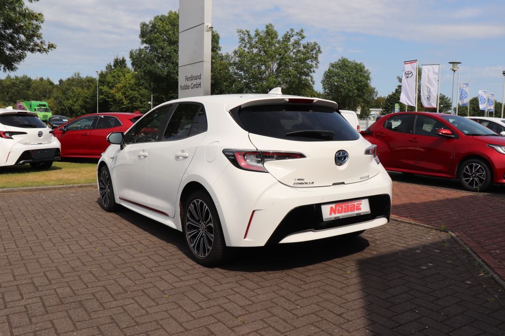 Toyota Corolla 1.8 Hybrid - Samsaru's Car Outlet