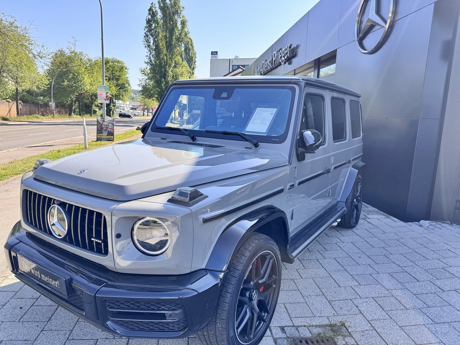 Mercedes-Benz AMG G 63 - Samsaru's Car Outlet