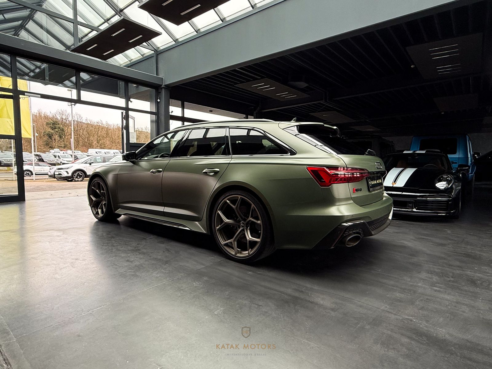 Audi RS6 PERFORMA/FULLCARBON/DYNAMIK+/PANO/B&O/HEADUP