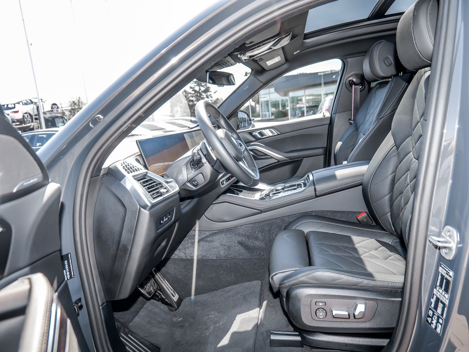 BMW X6 xDrive40d M Sport PANO ACC AHK RFK NAVI LED