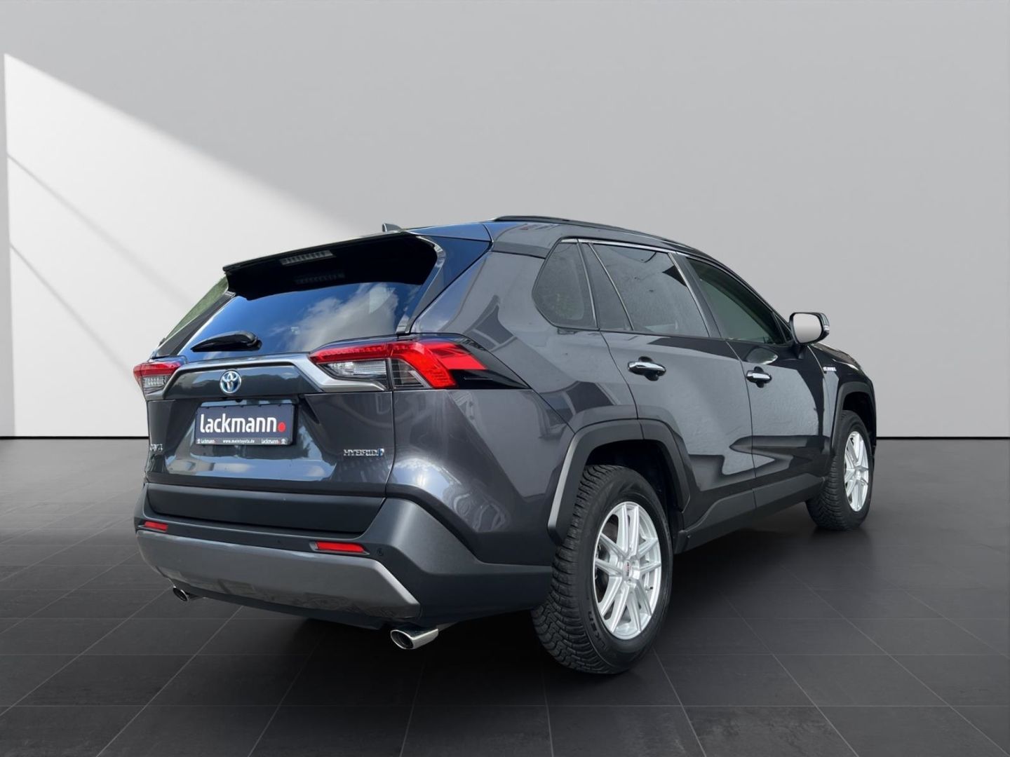 Toyota RAV 4 2.5 Hybrid Lounge - Samsaru's Car Outlet