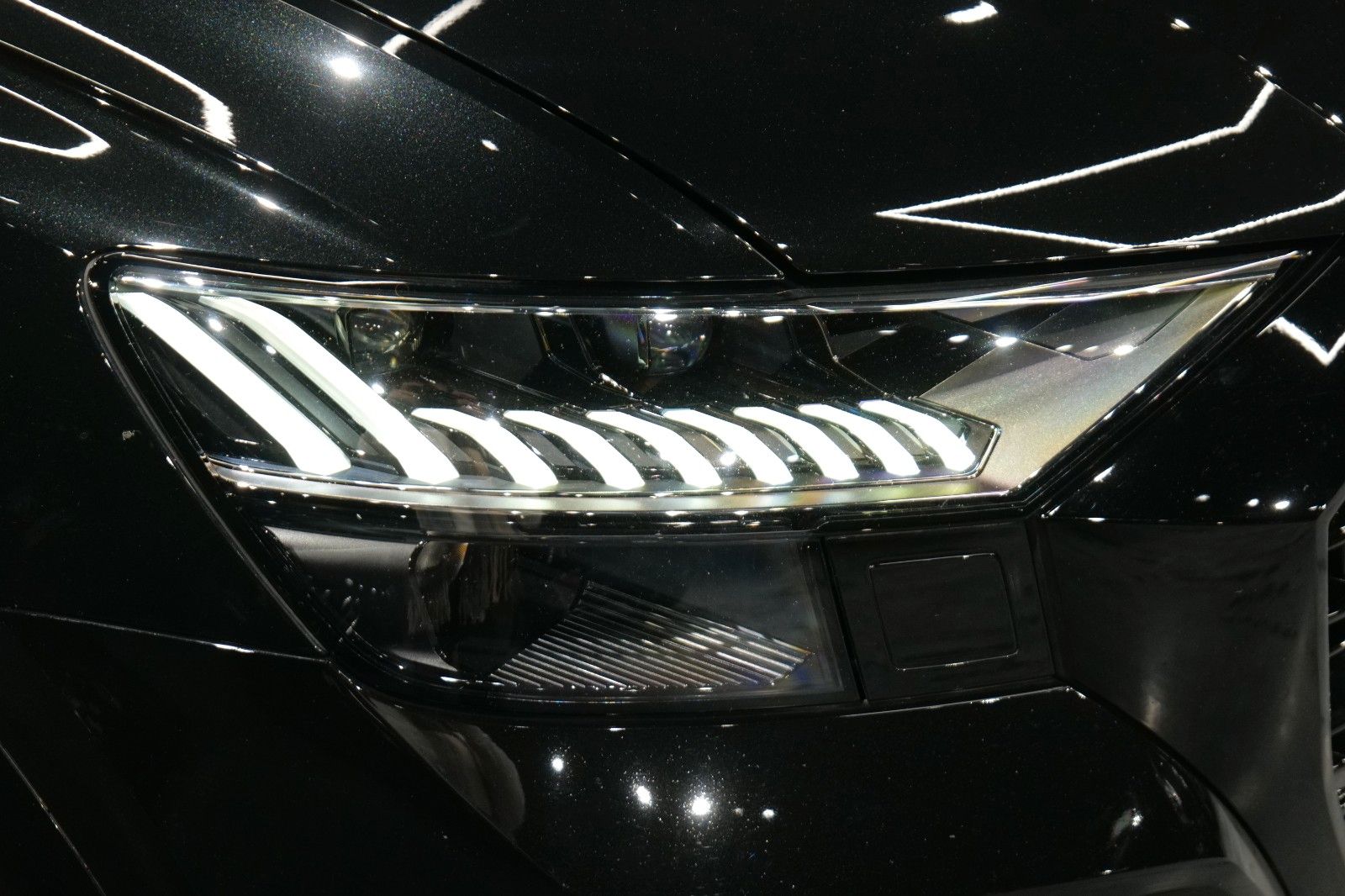 Audi RSQ8 4.0 TFSI quattro*Pano*Keramik*B&O*Luft*