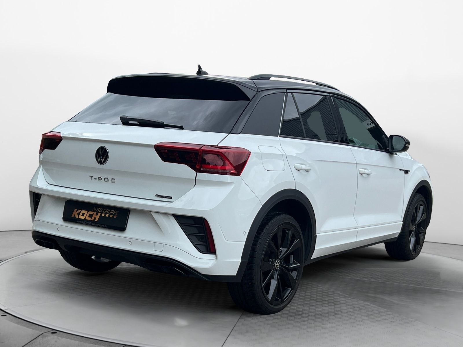 Volkswagen T-Roc 2.0TSI R-Line 4M DSG - Samsaru's Car Outlet