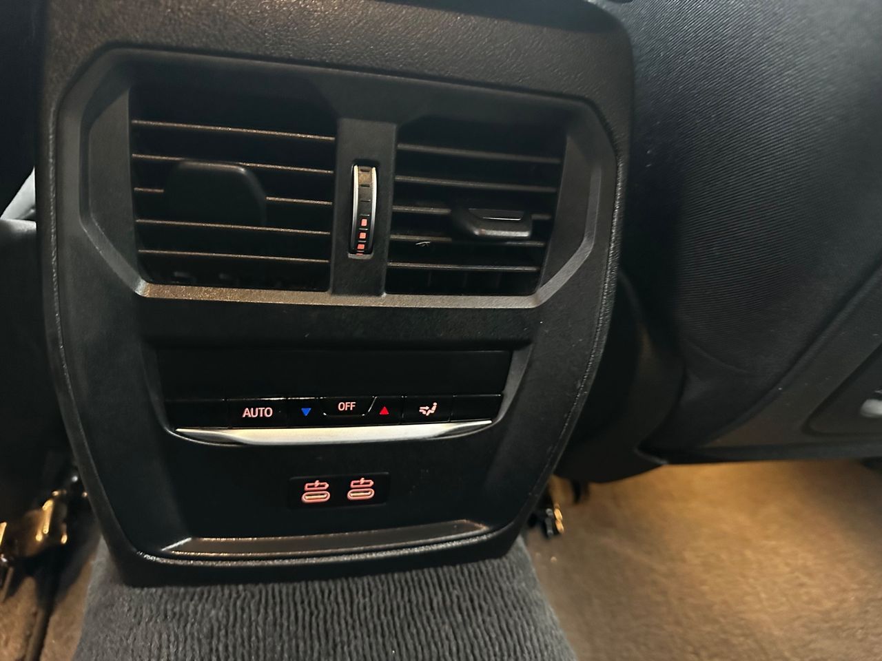 BMW 320 320d xDrive Touring Luxury - Samsaru's Car Outlet
