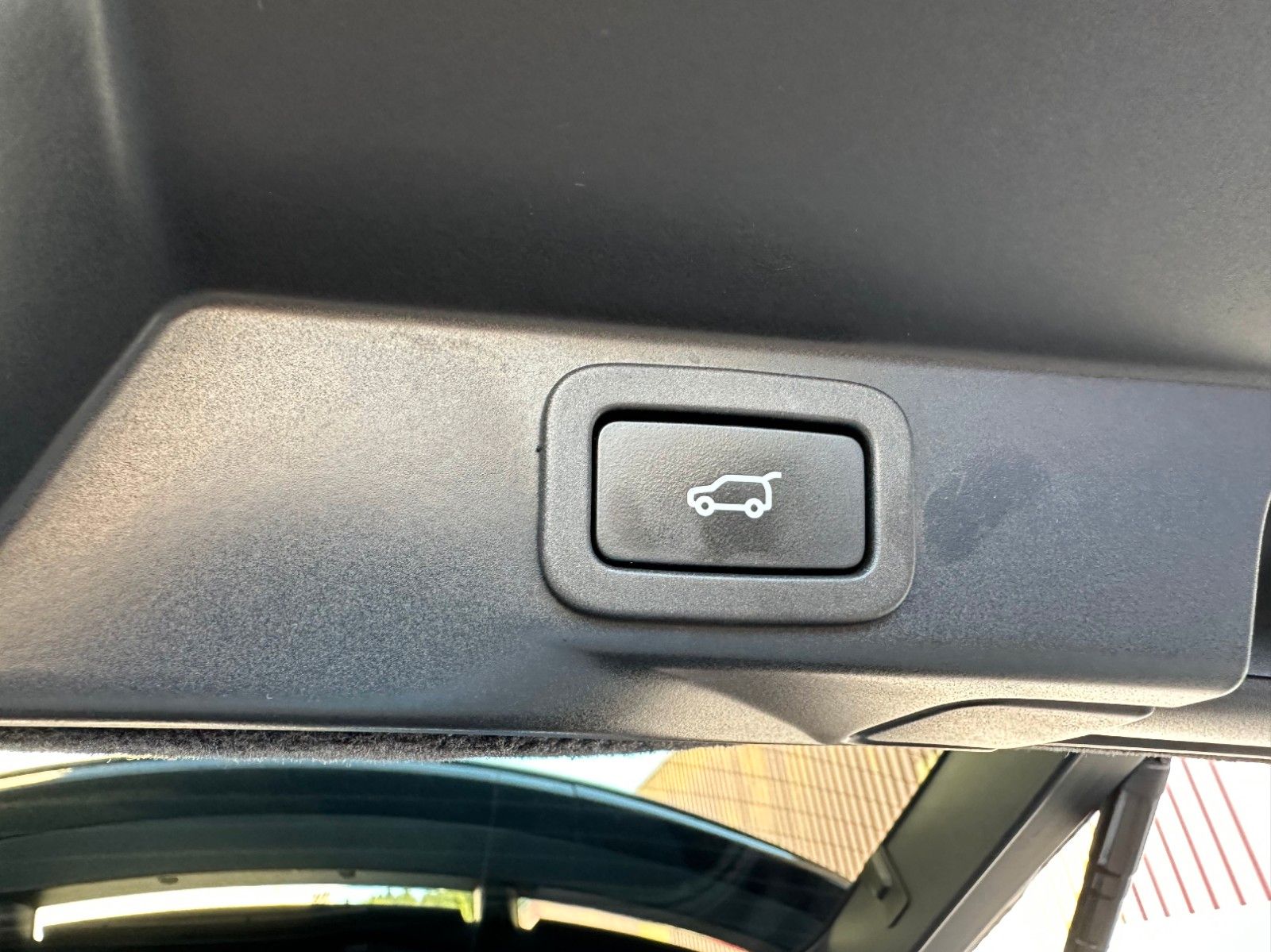 Range Rover Sport SE - Samsaru's Car Outlet