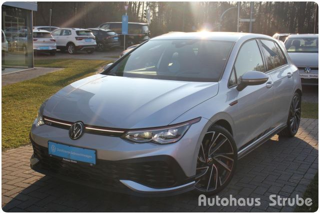Volkswagen Golf VIII GTI Clubsport DSG - Samsaru's Car Outlet