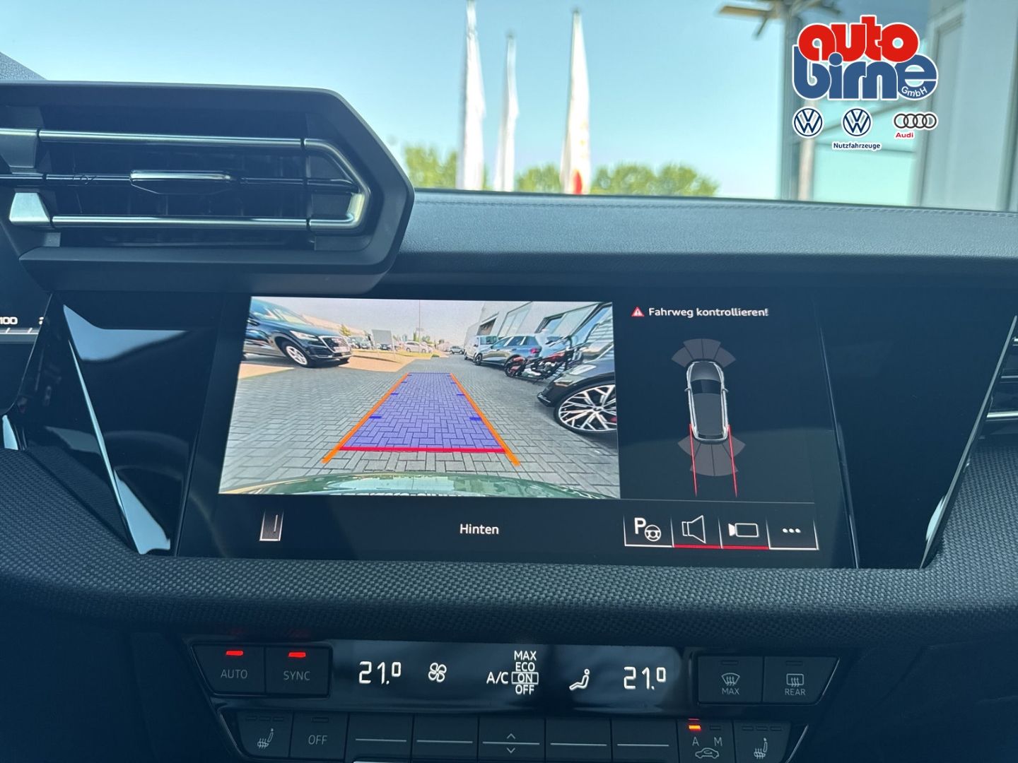 Audi A3 Sportback 35 TFSI S line - Samsaru's Car Outlet