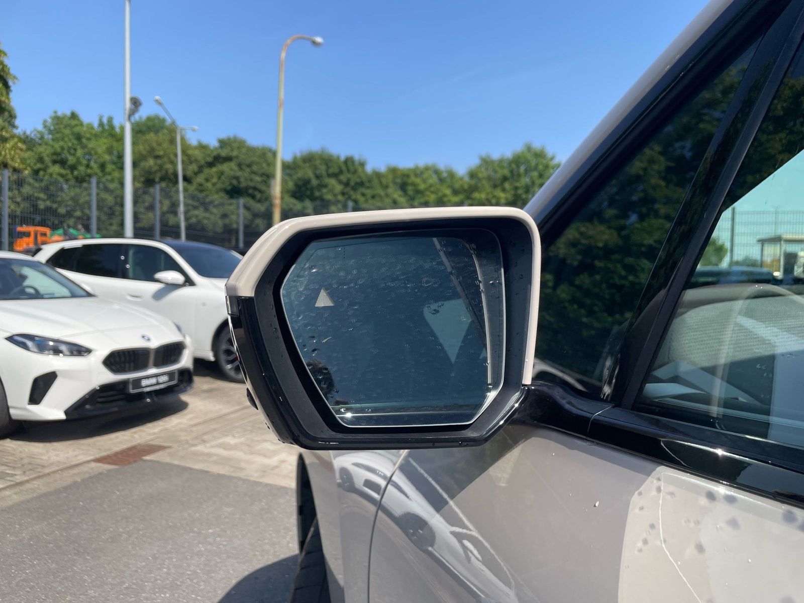 BMW iX xDrive60 M Sport Pro || Pano AHK Autobahnass