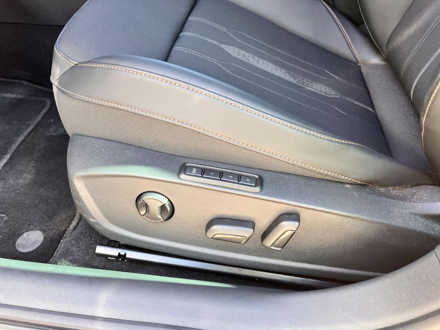 Cupra Formentor VZ 245PS Hybrid *PANO+MATRIX+AHK+NAVI*