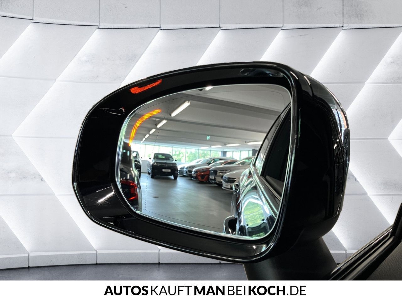 Volvo XC60 B5 AWD PlusDark ACC BLIS AHK 4xSHz VLED H&K