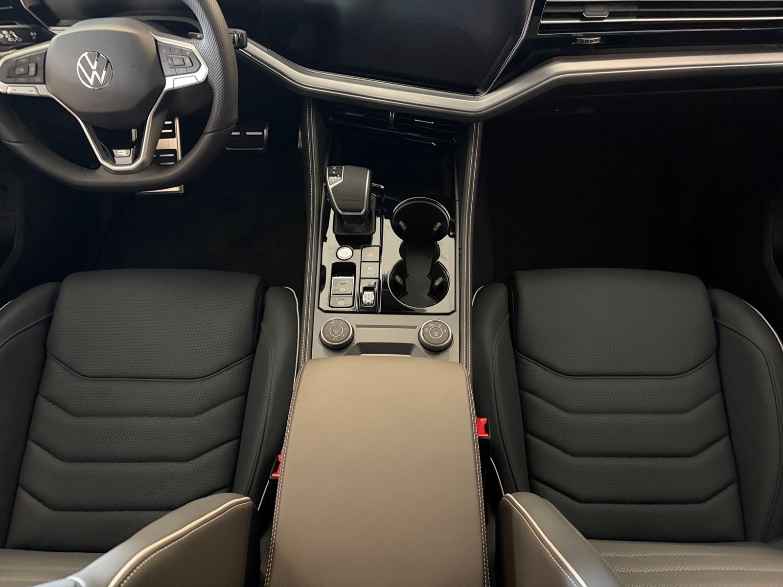 Volkswagen Touareg R-Line 3,0 l V6 TDI Final Edition