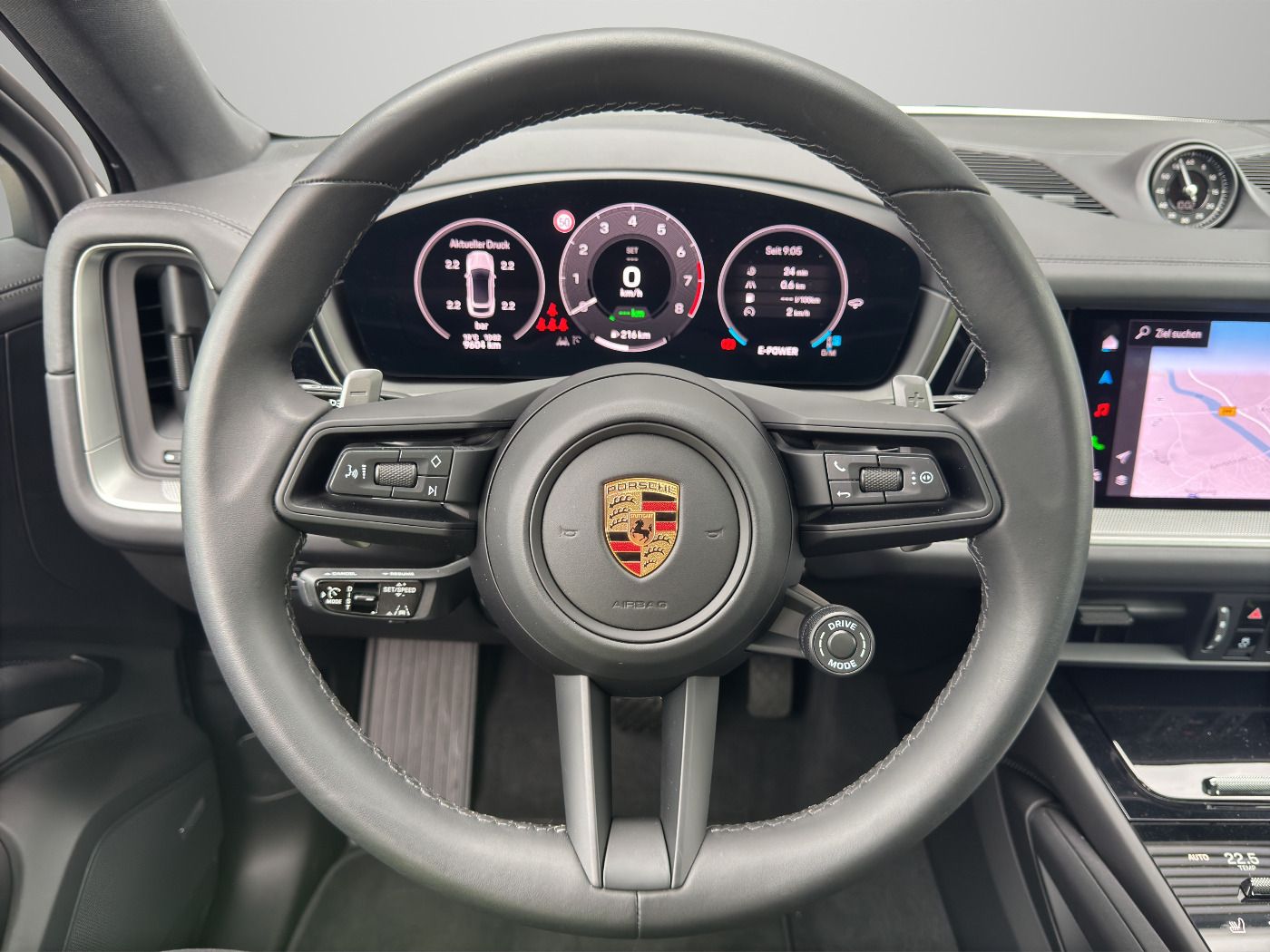 Porsche Cayenne E-Hybrid Coupe | Surround View |