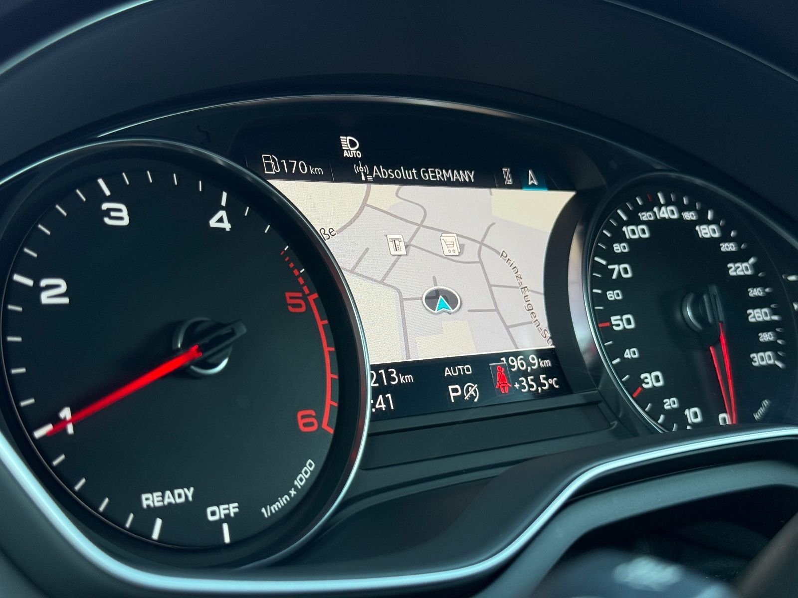 Audi A4 Avant 40 TDI S-Line - Samsaru's Car Outlet