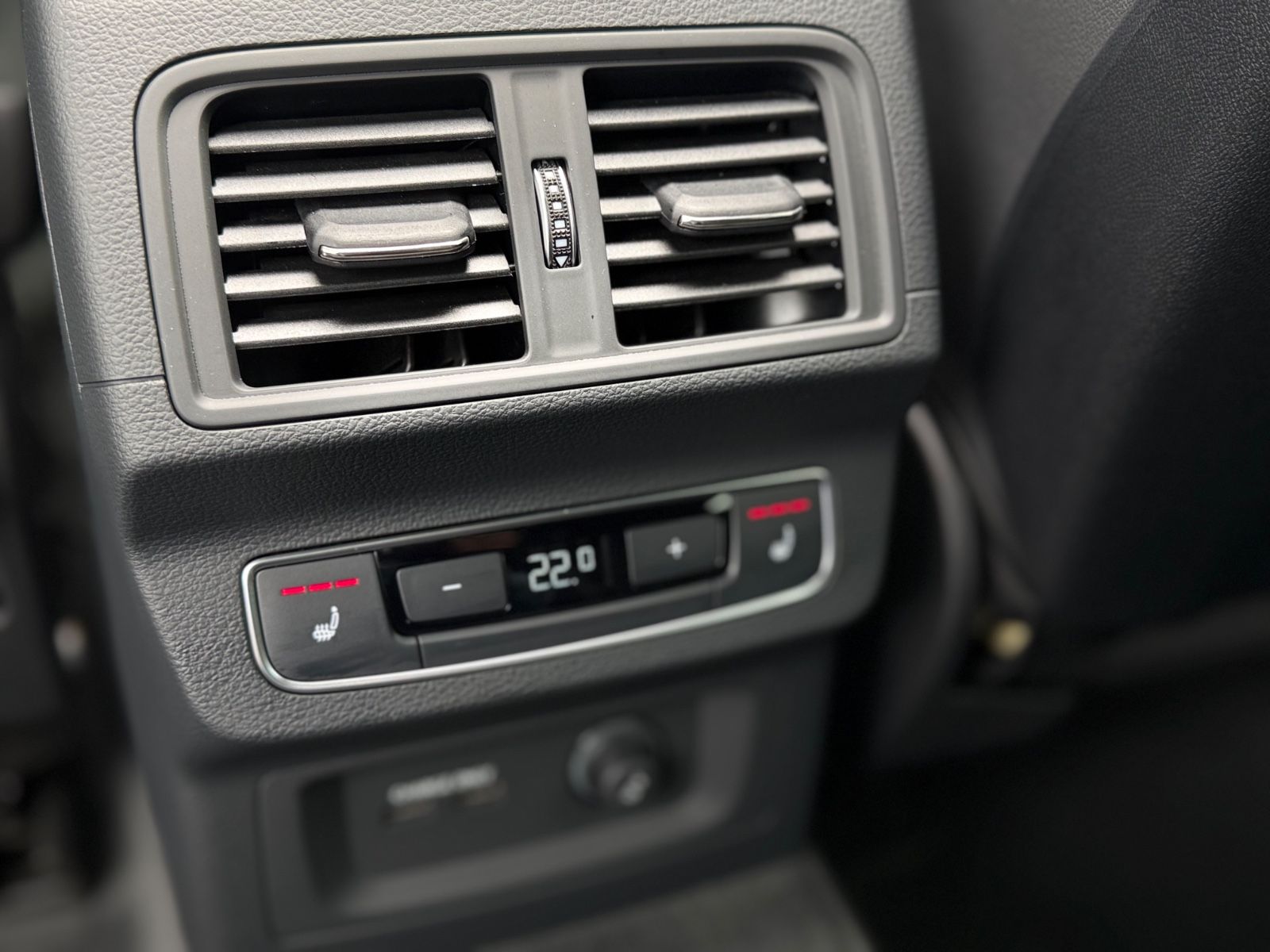 Audi Q5 quattro S-Line/MATRIX/AHK/Pano/Luft/MASSAGE/