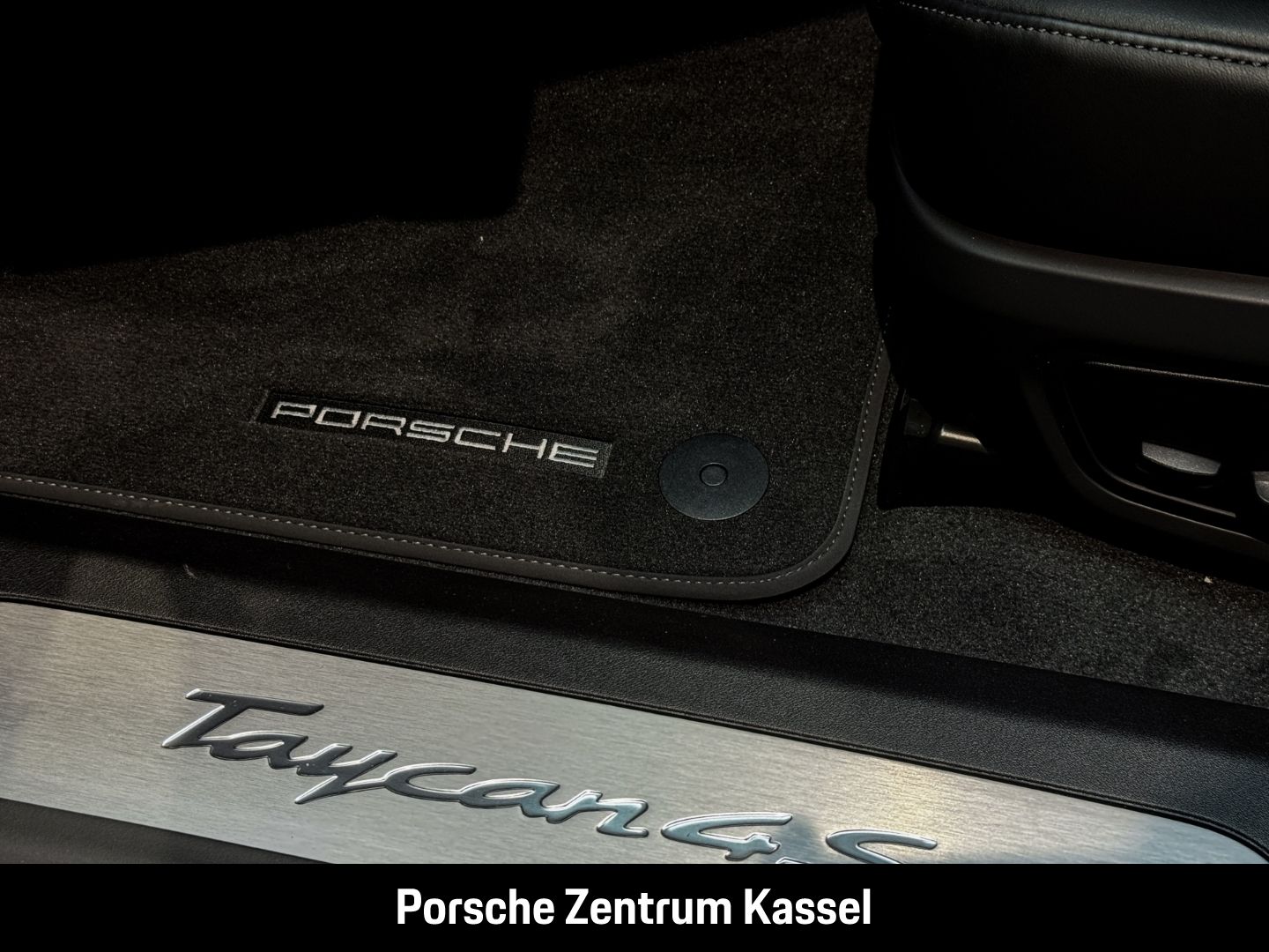 Porsche Taycan 4S Sportpaket Panorama  Bose 360 Kamera