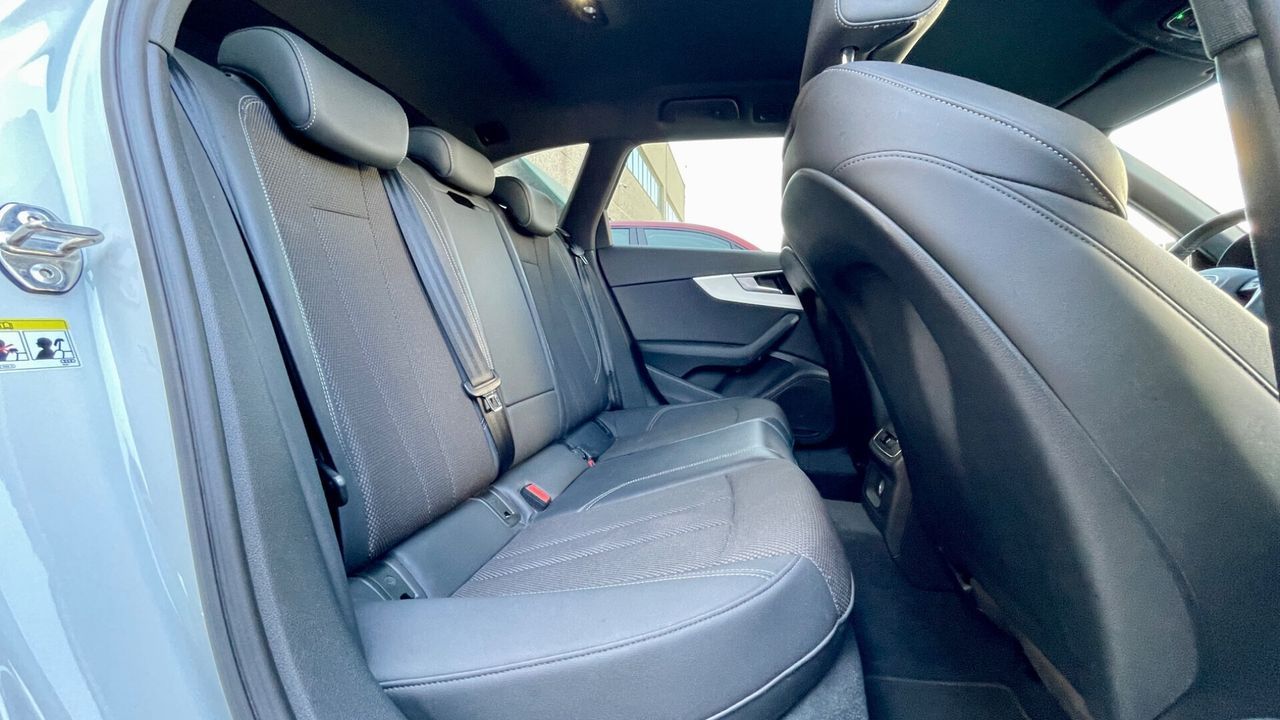 Audi A4 Avant 35 TDI S-TRONIC - Samsaru's Car Outlet