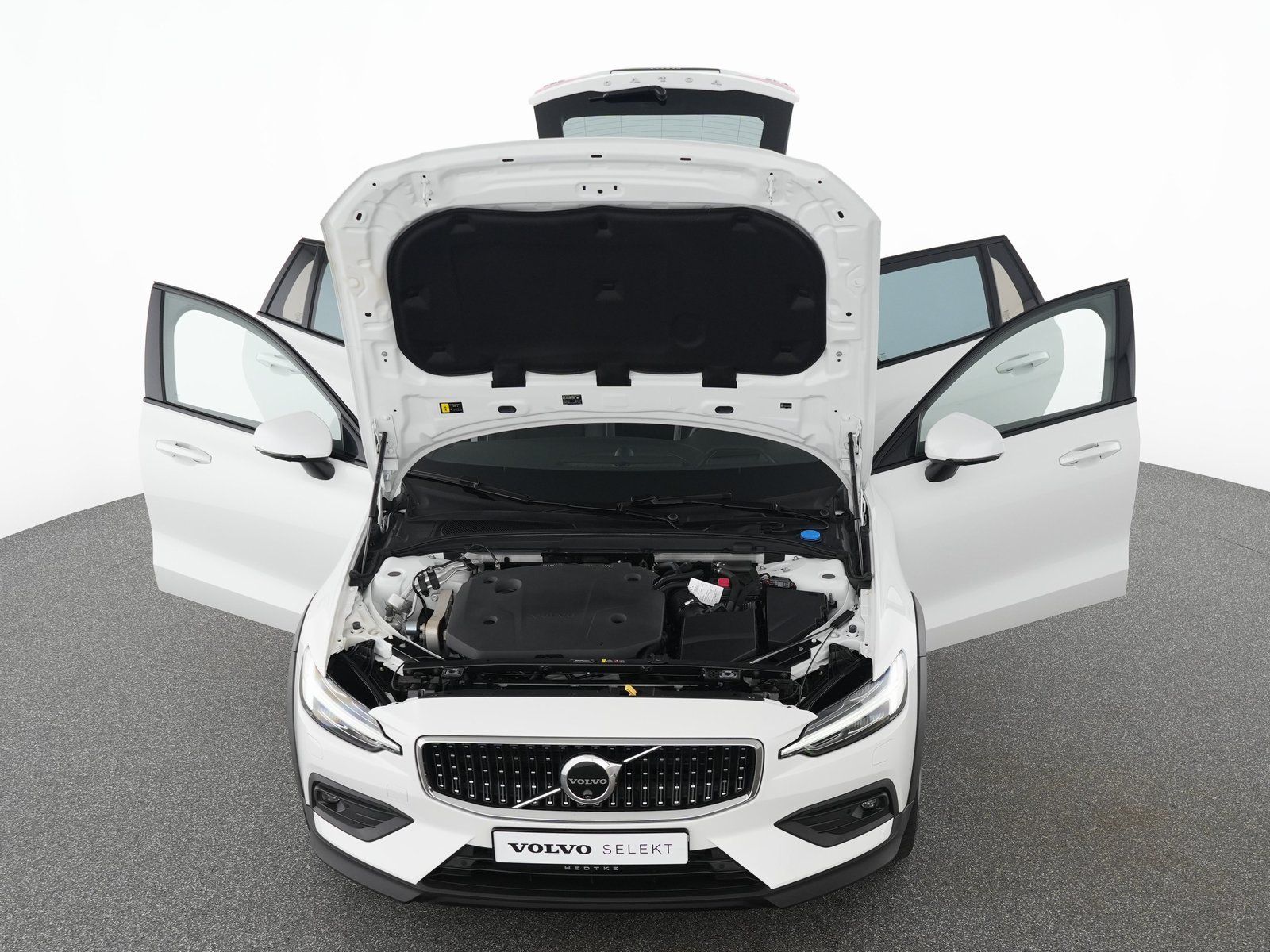 Volvo V60 CC B4 AWD Ultimate SONDERFINANZIERUNG 1,99%*