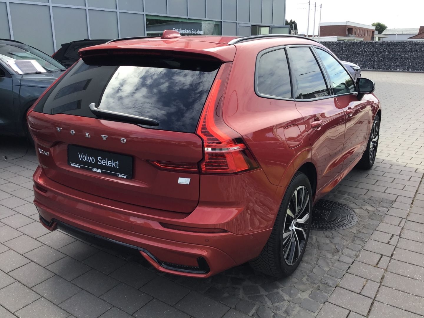 Volvo XC60 T8 Ultimate Dark AWD Stdhzg. AHK 360° Cam