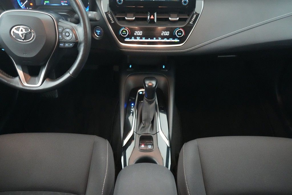 Toyota Corolla Touring 1.8 Hybrid - Samsaru's Car Outlet