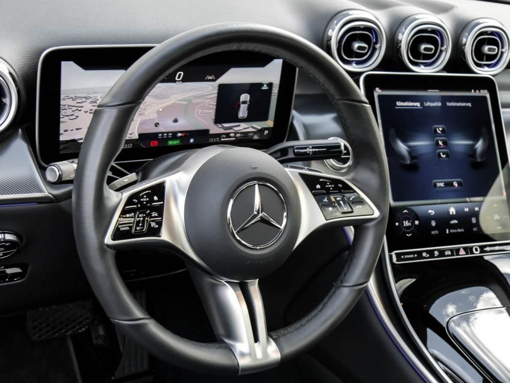 Mercedes-Benz GLC 300 e 4M Avantgarde/Pano/AHK/Distr/Memo/18''