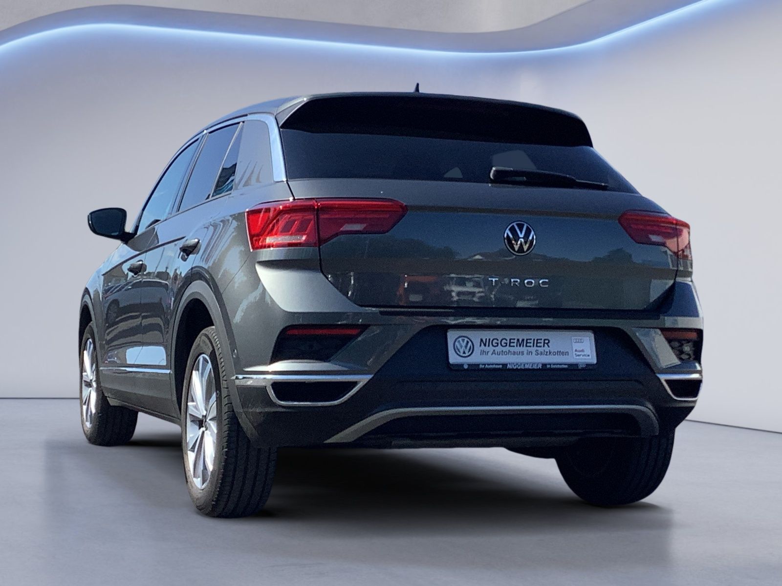 Volkswagen T-Roc 1.5TSI DSG STYLE - Samsaru's Car Outlet