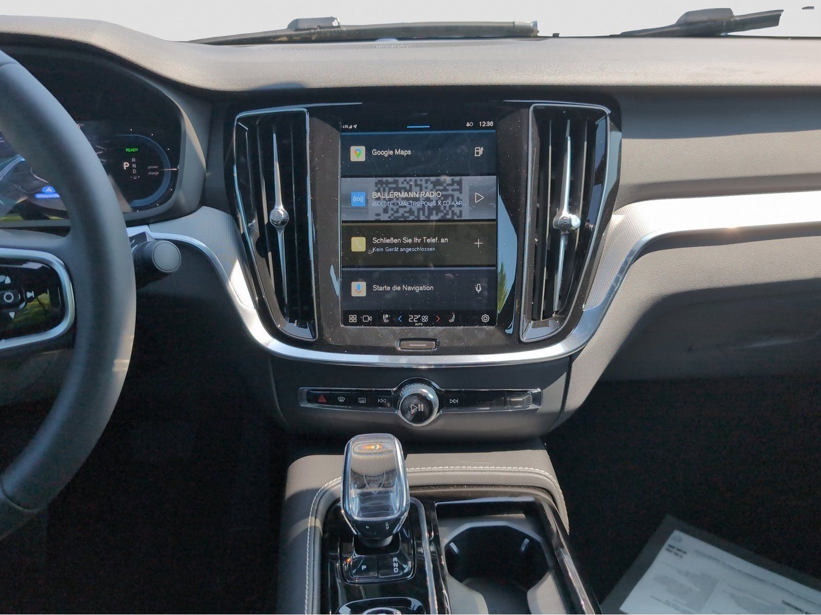 Volvo S60+Recharge+T8+AWD+Plug-in-Hybr.+E-Sitze+Standh