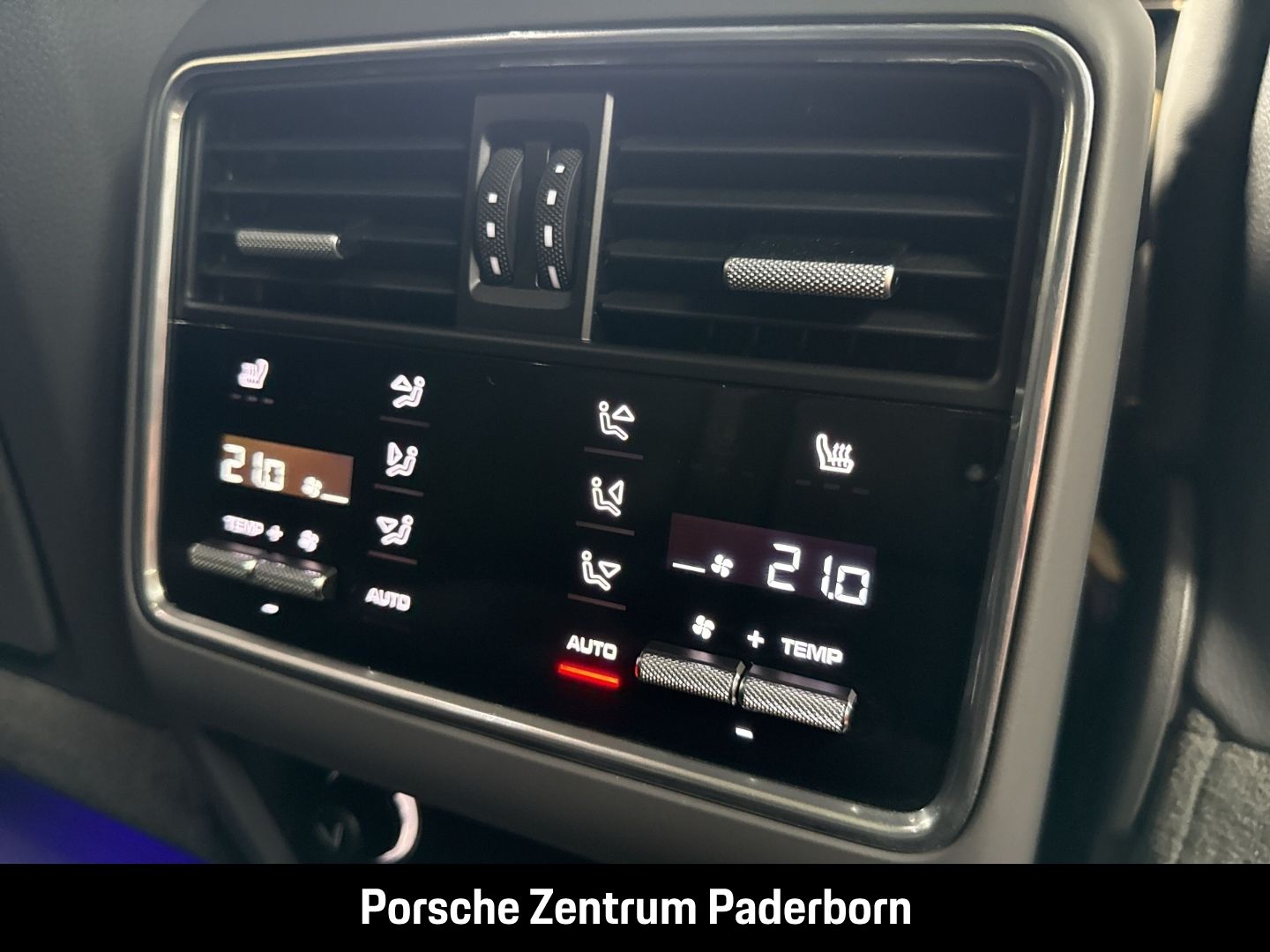 Porsche Cayenne Turbo Burmester Luftfederung LED-Matrix