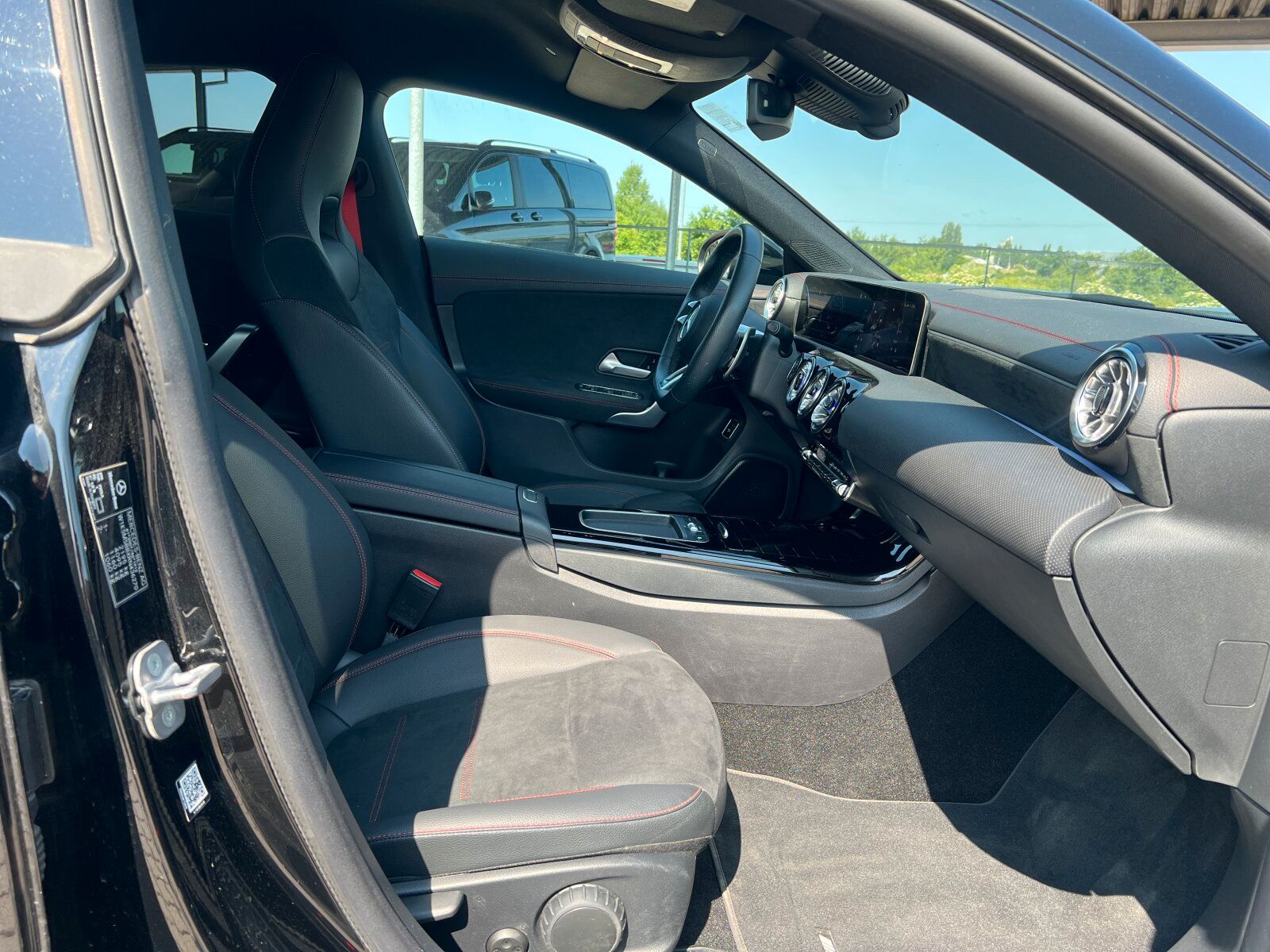 Mercedes-Benz Mercedes-AMG CLA 35 4M SB - Samsaru's Car Outlet