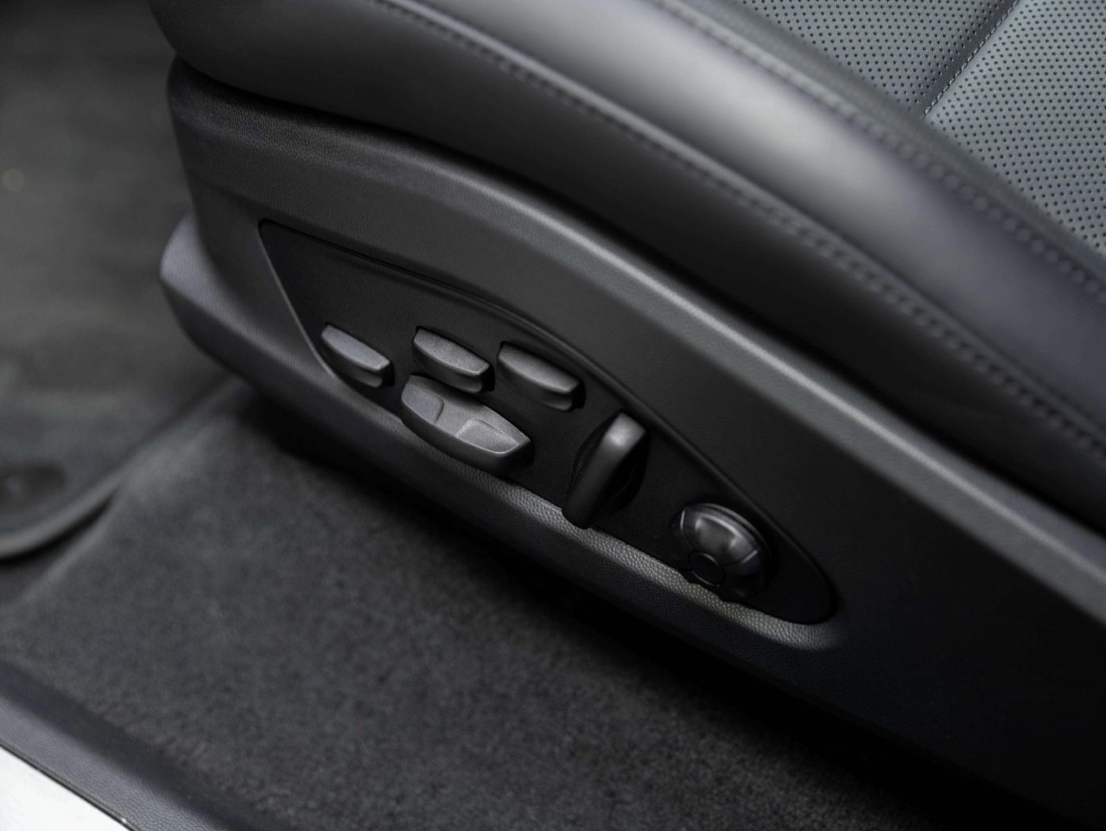Porsche Macan 4S 100KW/22 RS/AIR/MATRIX/CHRO/PANO/360/IN